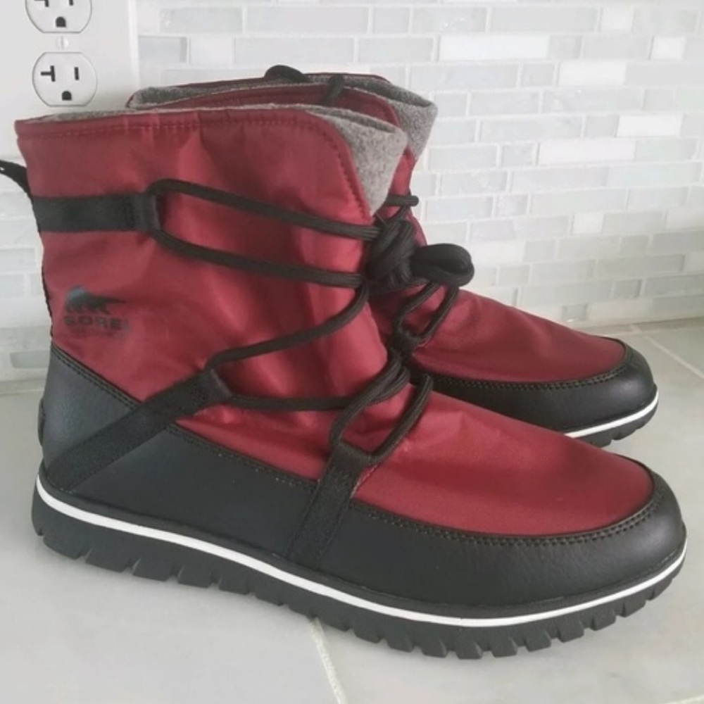 Sorel Women's Red and Black Lace-Up Winter Rain Boots
